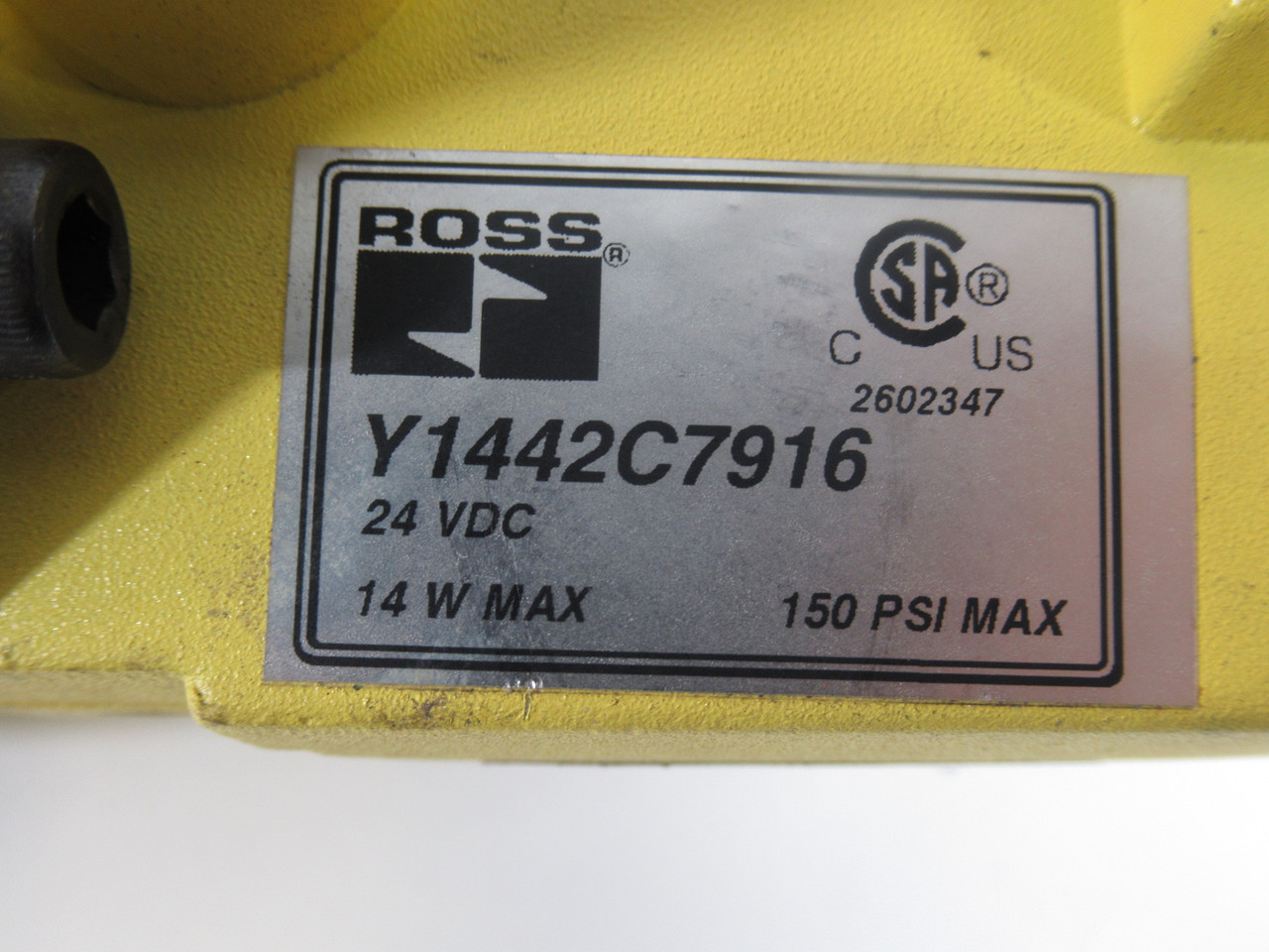 Ross SV27NC305407PSAA1D Sensing Valve 3/2 Way 1/2" NPT In-Out 24VDC USED