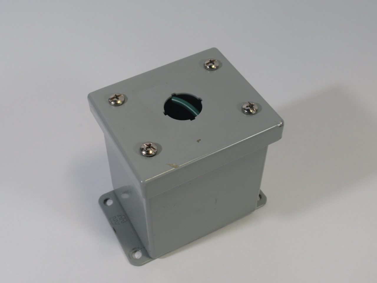 Hammond MPB1 Push Button Enclosure 3-1/4"x2-3/4"x3-1/2" USED