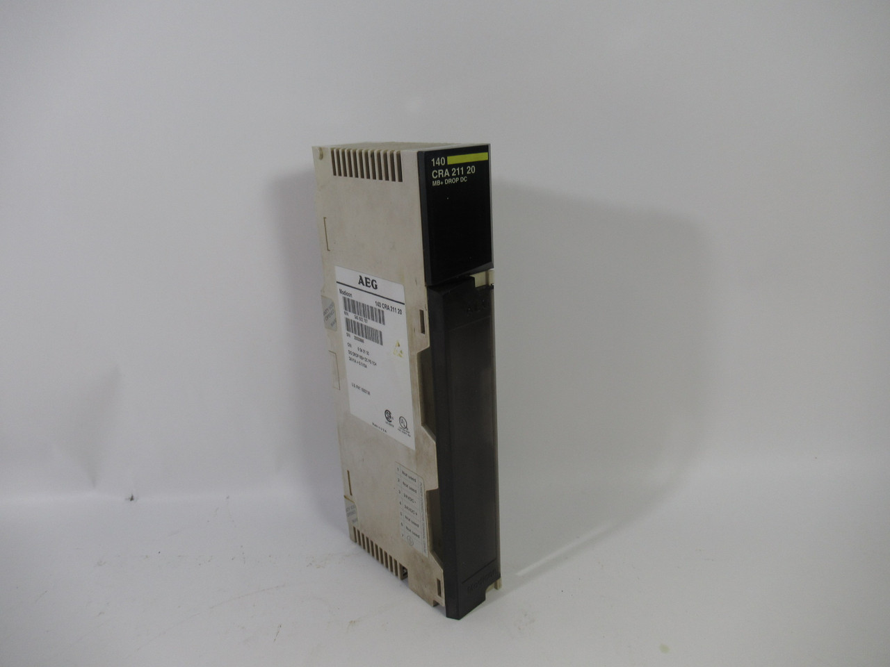 AEG 140CRA21120 Modicon DIO Drop Interface *Cracks to Enclosure* 24V@1A USED