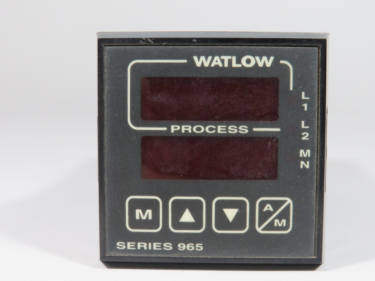 Watlow 965A-3CD0-0000 Temperature Controller 100-240VAC Missing Screw USED