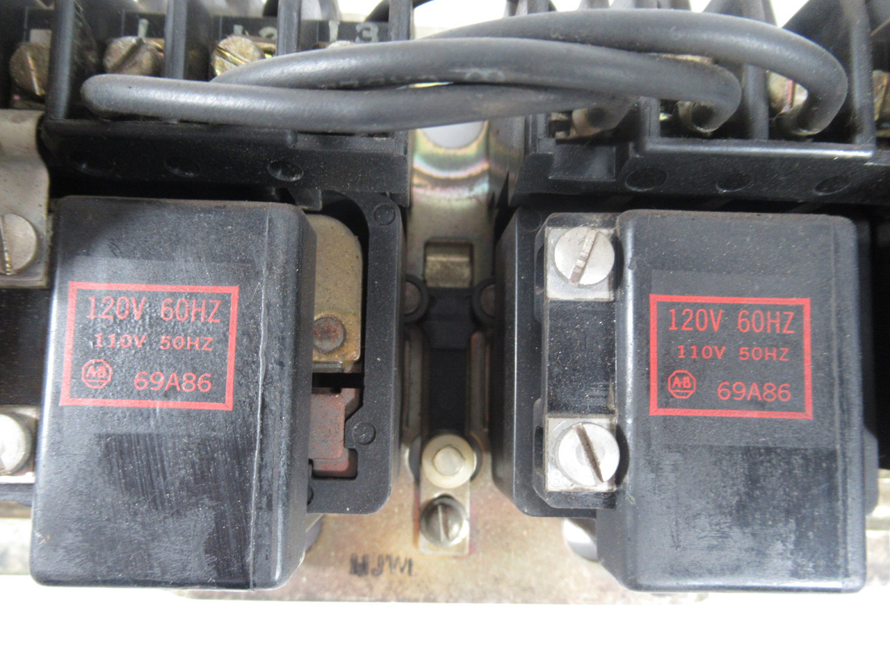 Allen-Bradley 505-TOD Series A Reversing Contactor 110/120V 50/60Hz USED