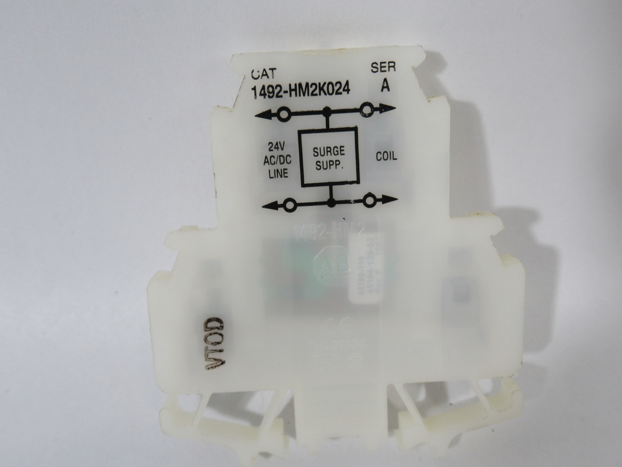 Allen-Bradley 1492-HM2K024 Series A Surge Suppressor Block 24VAC/DC USED