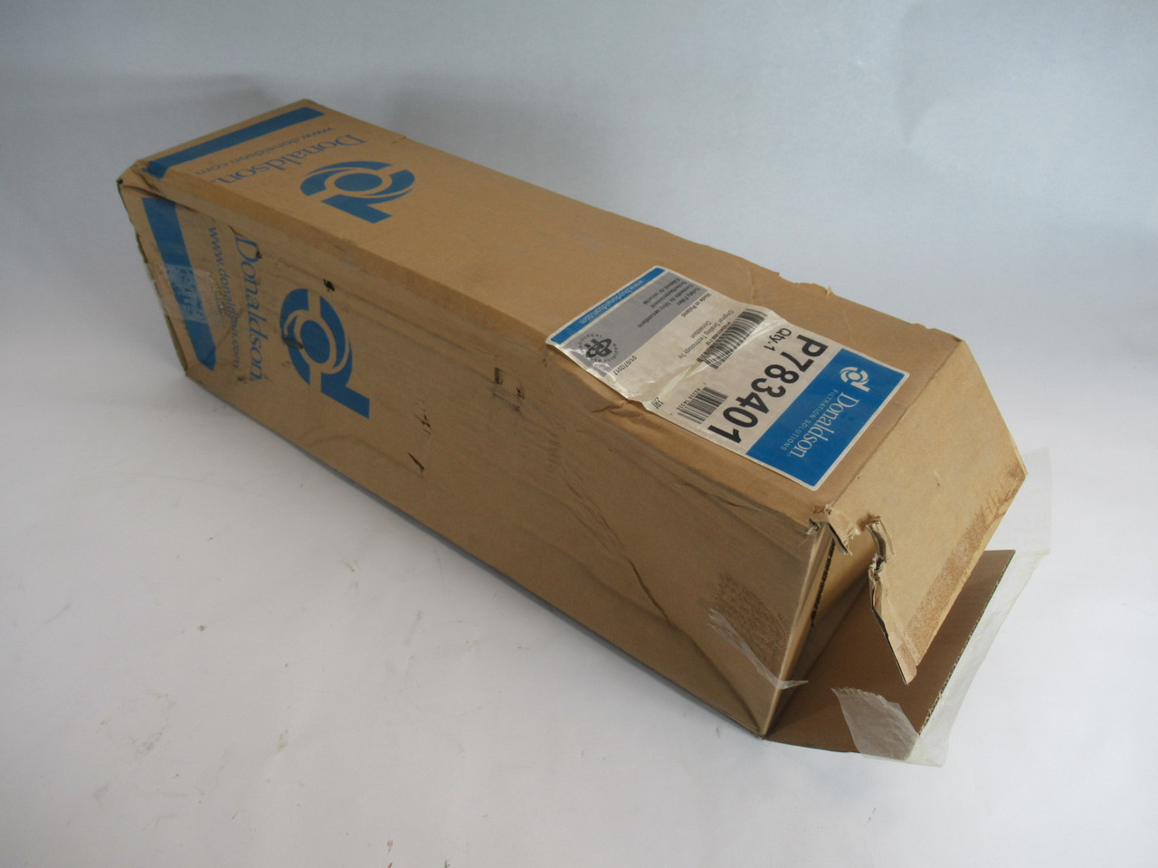 Donaldson P783401 Safety Radial Seal Air Filter 5.94"x4.31"x17.34" BOX DMG NEW
