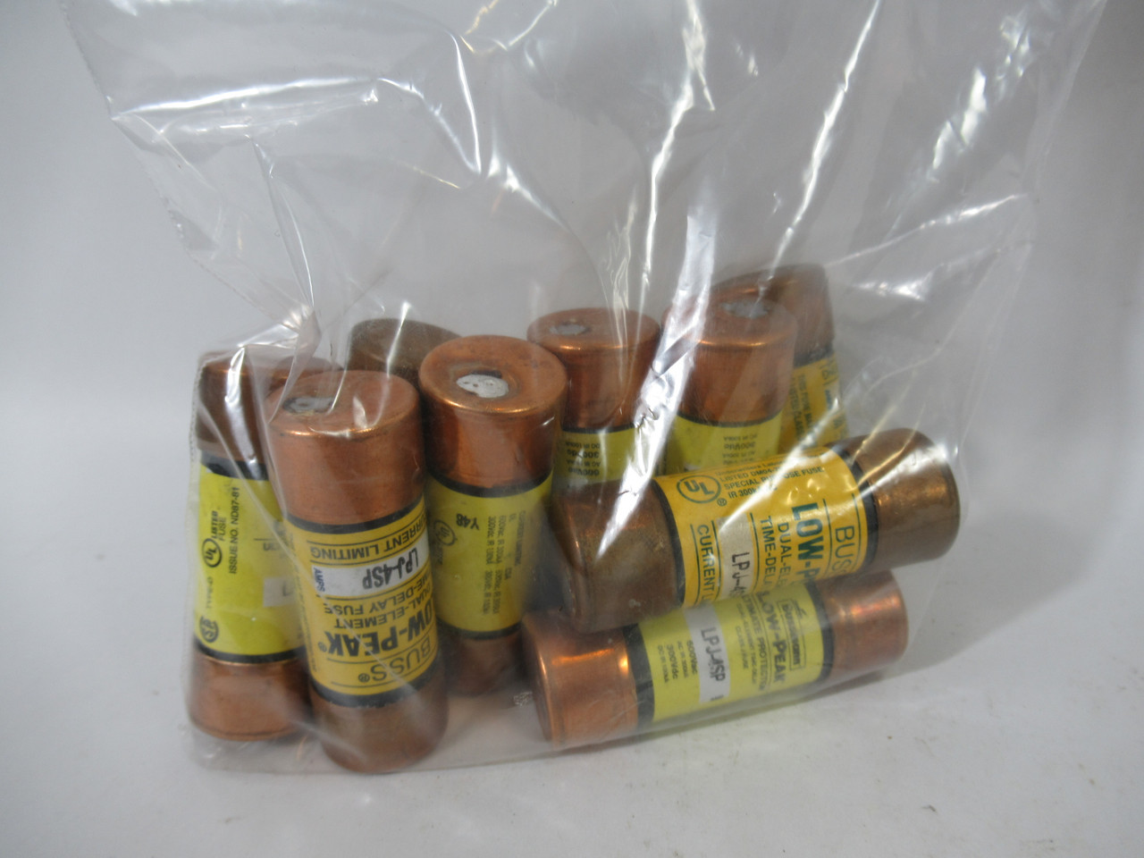 Low-Peak LPJ-4SP Dual Element Time Delay 4A 600VAC Lot of 10 USED