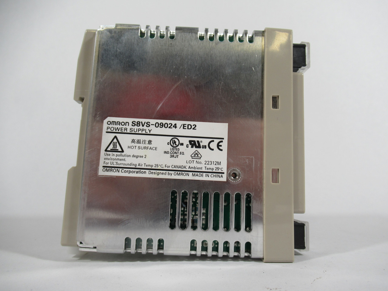 Omron S8VS-09024/ED2 Power Supply Input 50-60Hz 100-240VAC 2.3A USED