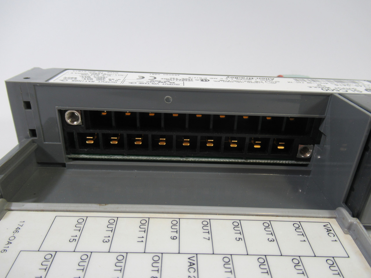 Allen-Bradley 1746-OA16 Series D Output Module 85-265AC 50/60Hz NO TERMINAL USED