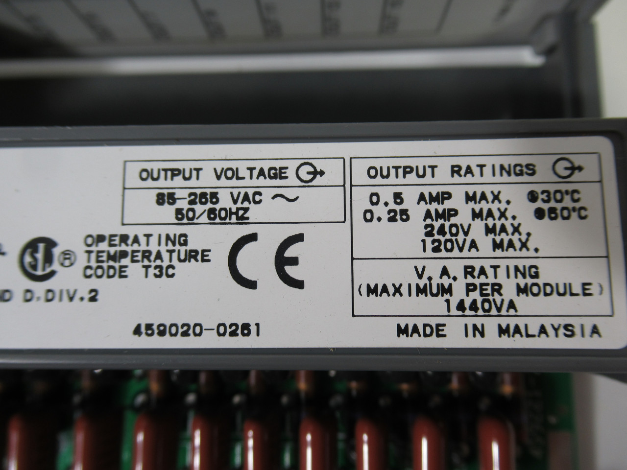 Allen-Bradley 1746-OA16 Series D Output Module 85-265AC 50/60Hz NO TERMINAL USED