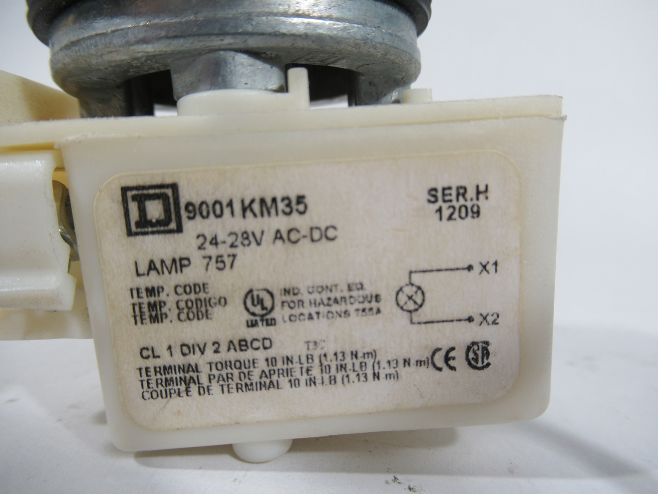 Square D 9001-SKP35R9 Red Pilot Light 24-28V AC-DC Ser. H USED