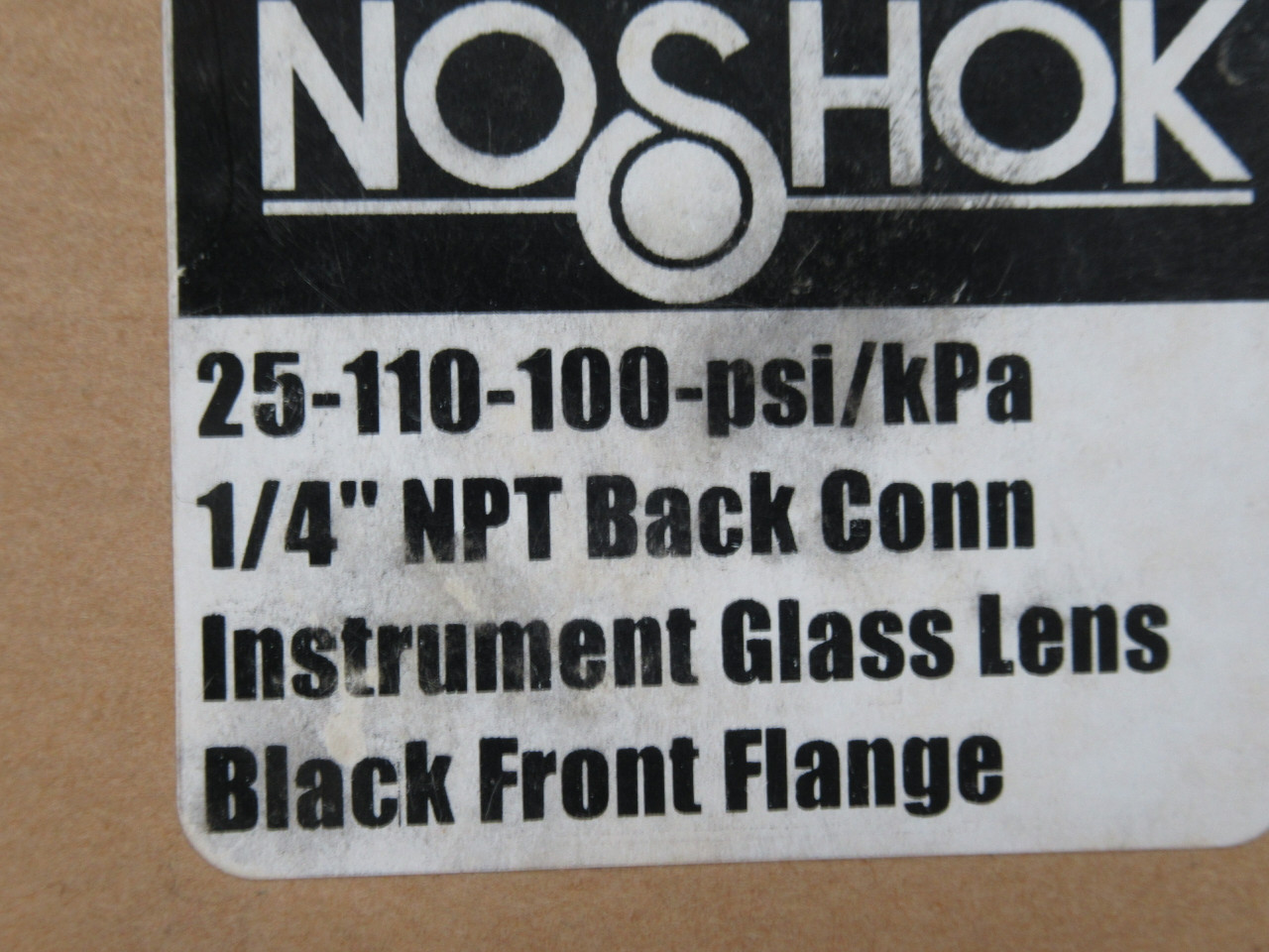 Noshok 25-110-100-psi/kPa Gauge w/Black Front Flange 0-700kPa 0-100 psi ! NEW !