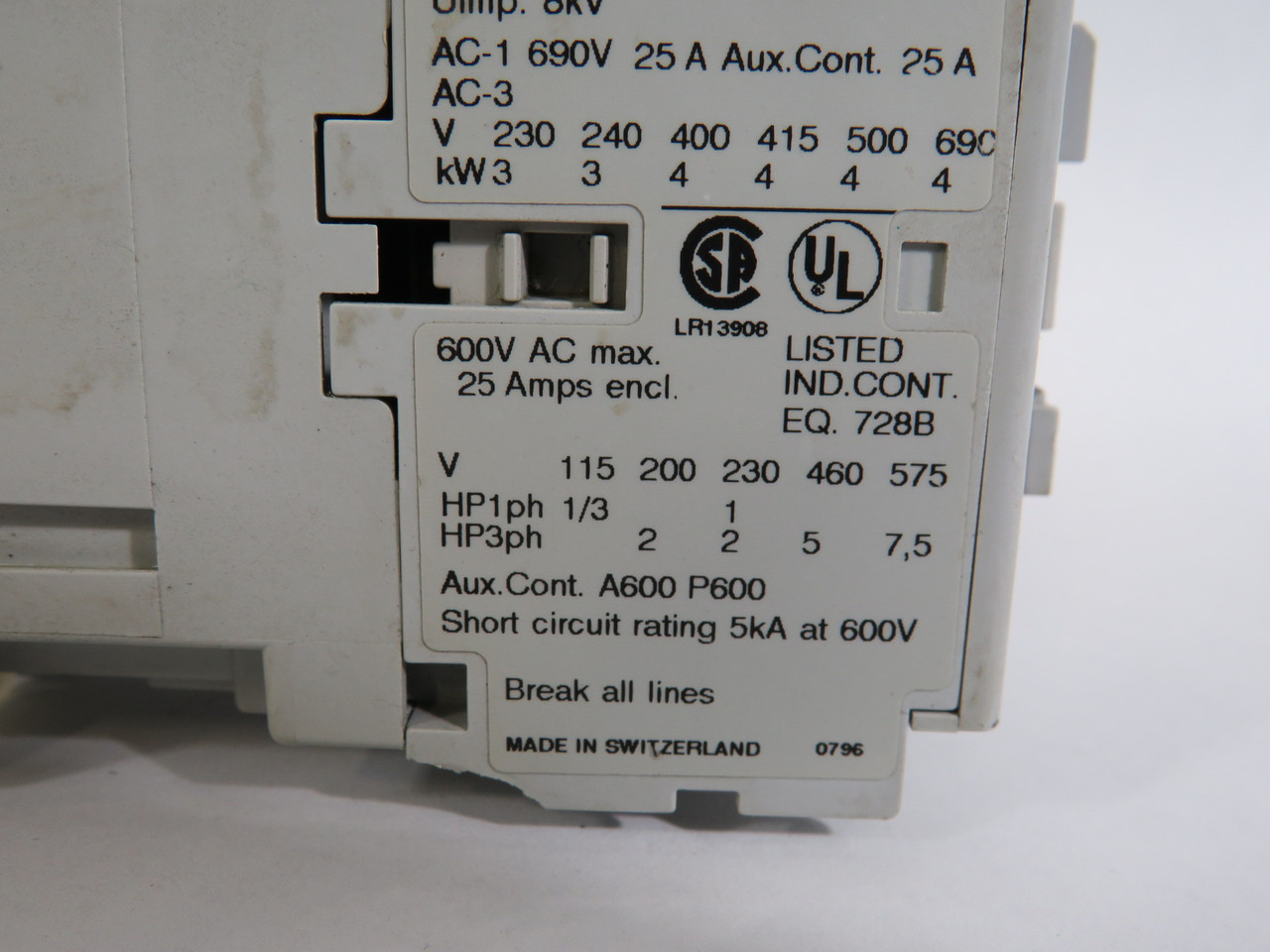 Allen-Bradley 100-C09D10 Contactor SER A 110/120V 50/60Hz 8kV COS DMG USED