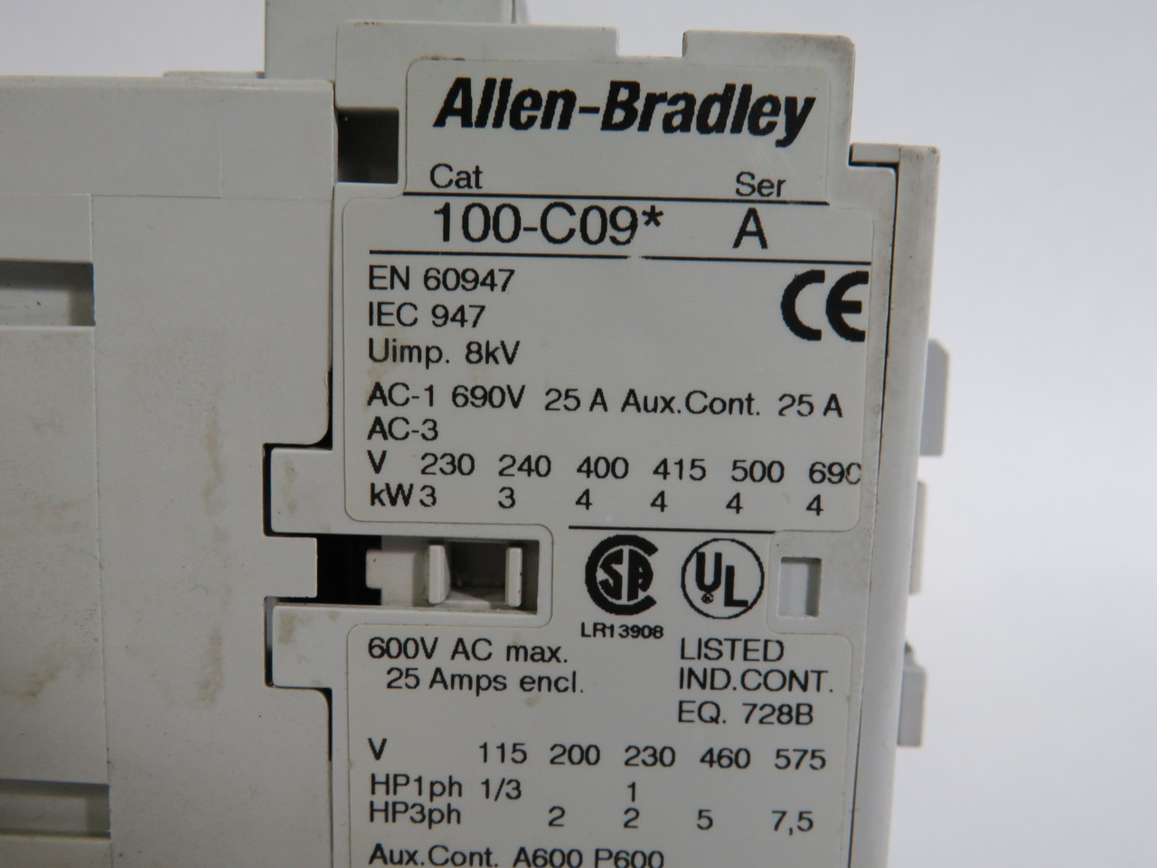 Allen-Bradley 100-C09D10 Contactor SER A 110/120V 50/60Hz 8kV SHELF WEAR USED