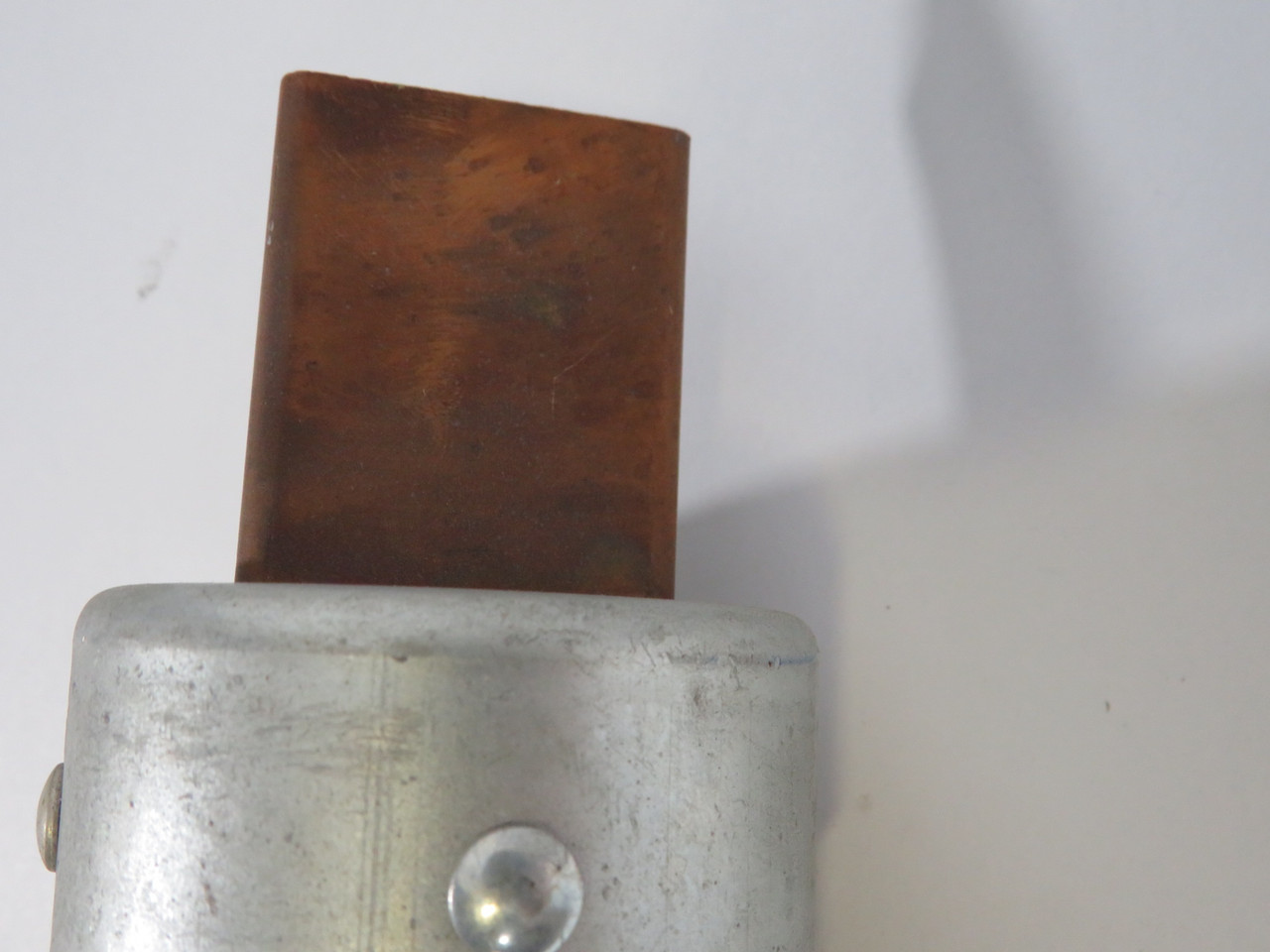 Econ ECS-225 Time Delay Fuse 225A 600V 1 Solid 1 Hook Blade USED