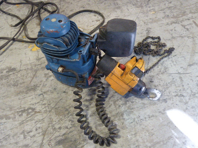 Mannesmann Demag PMV8-V1 Electric Hoist 165lbs Cap 575V HANDLE BROKEN USED