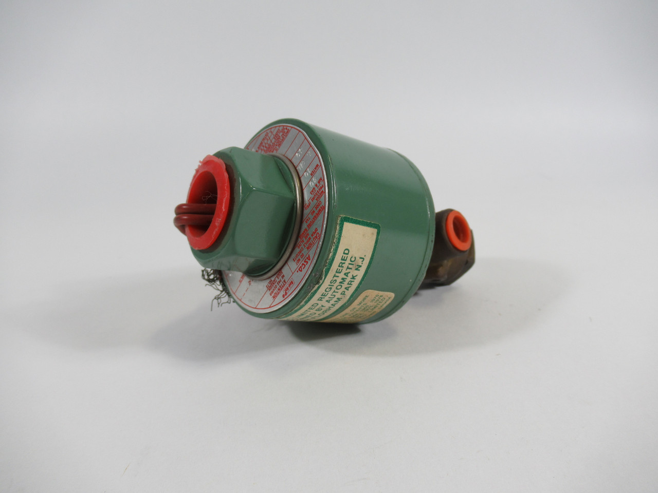 Asco 8320A98 Direct Action General Service 3 Way Valve USED