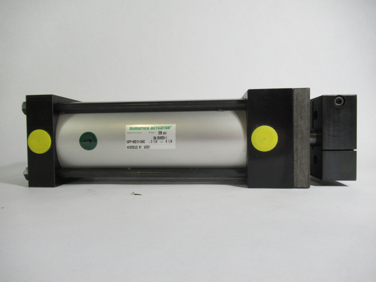 Numatics S4FP-06E1D-CAA2 Cylinder 3-1/4” Bore 6-1/4” Stroke 250 psi USED