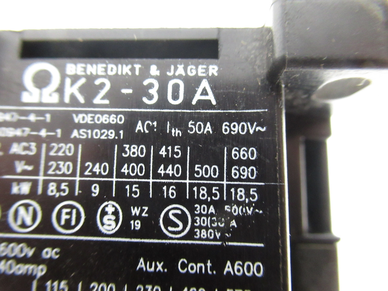 Benedikt & Jager K2-30A01 Contactor 690V 50A 3P USED