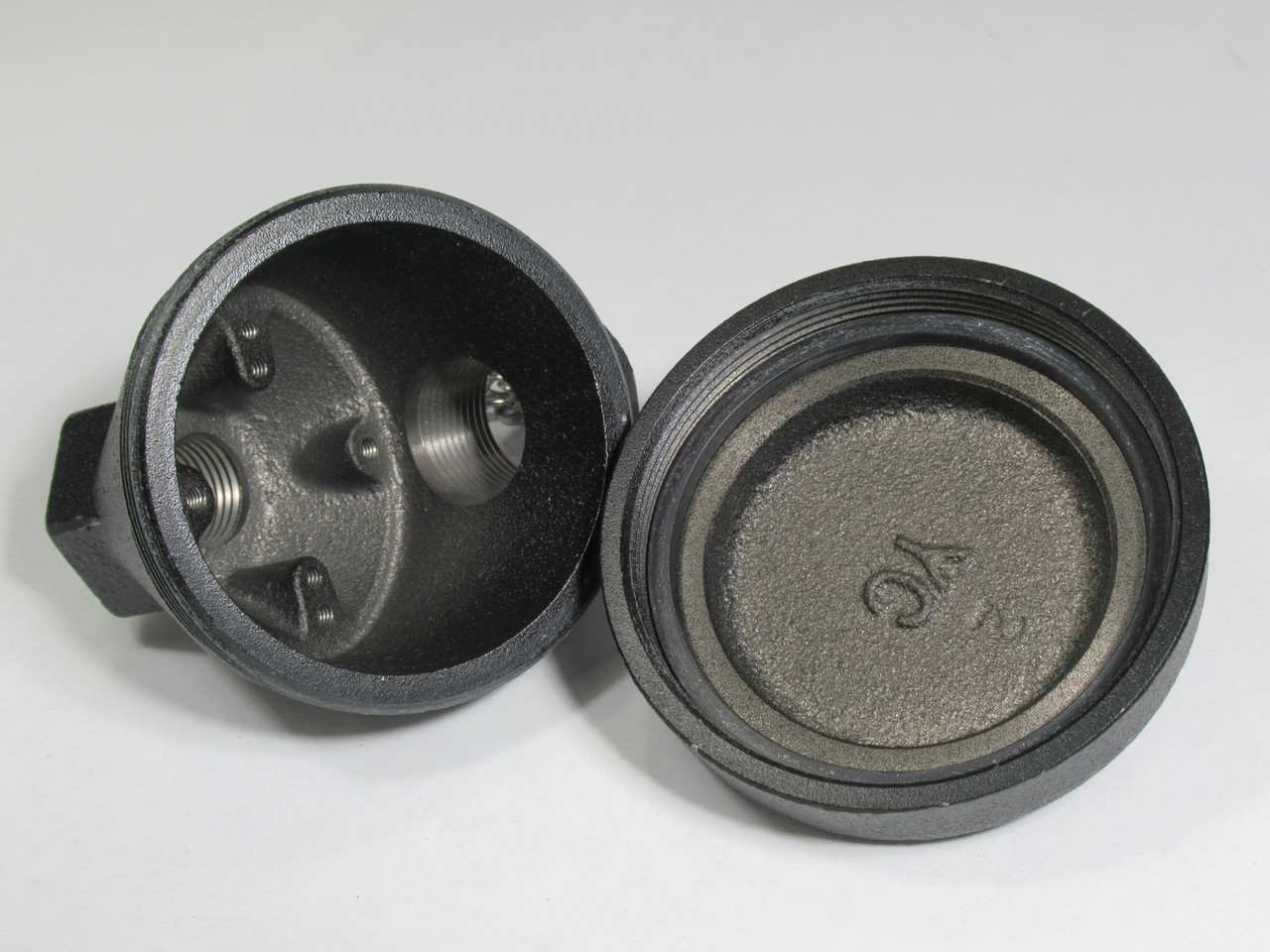 Zesta Thermocouple Head Enclosure 3/4" and 1/2" Connector Smooth Lid ! NOP !