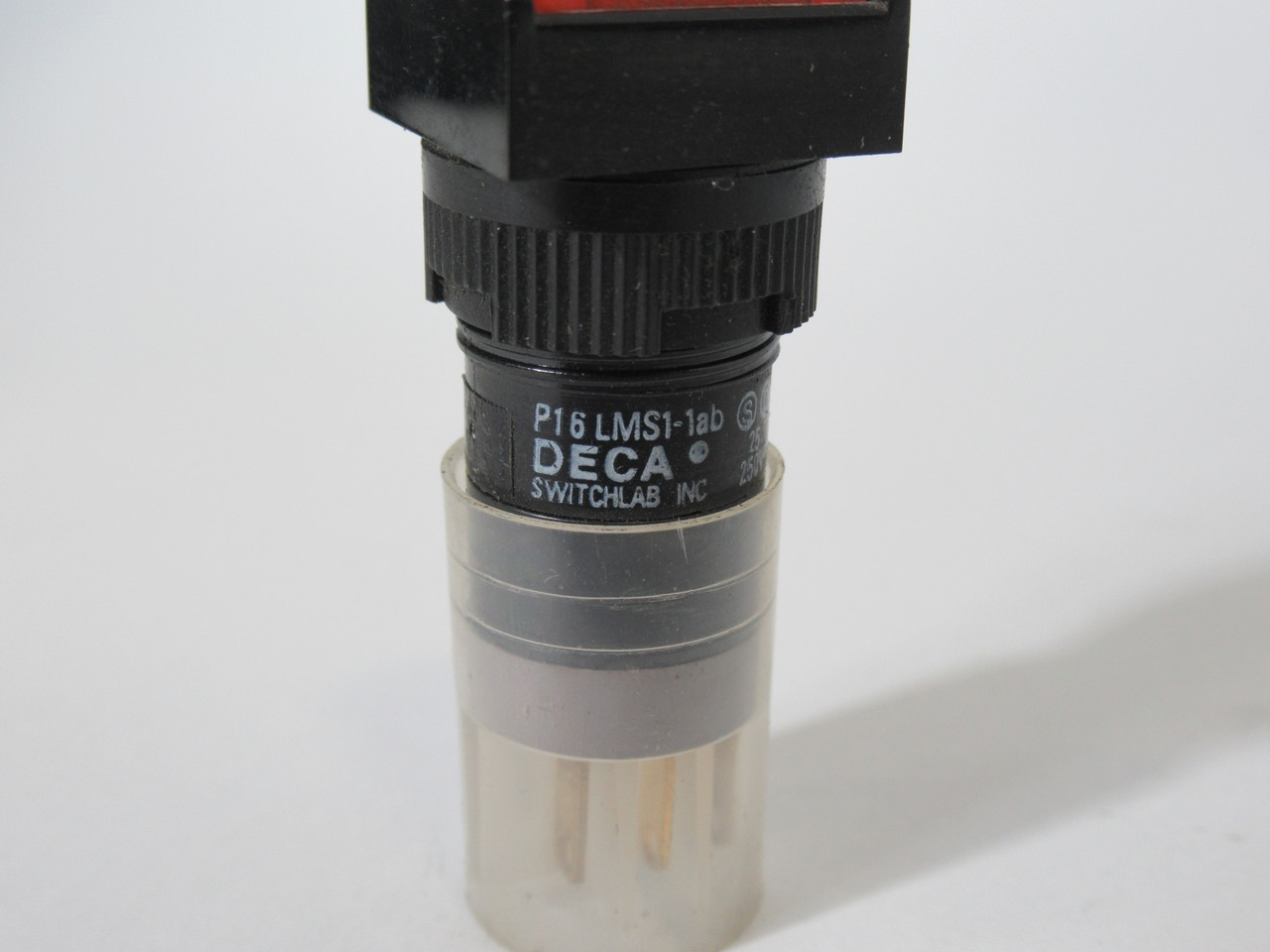 Deca P16-LMS1-1AB-RED 16mm Momentary Push Button 1NO 1NC 5A@250V USED