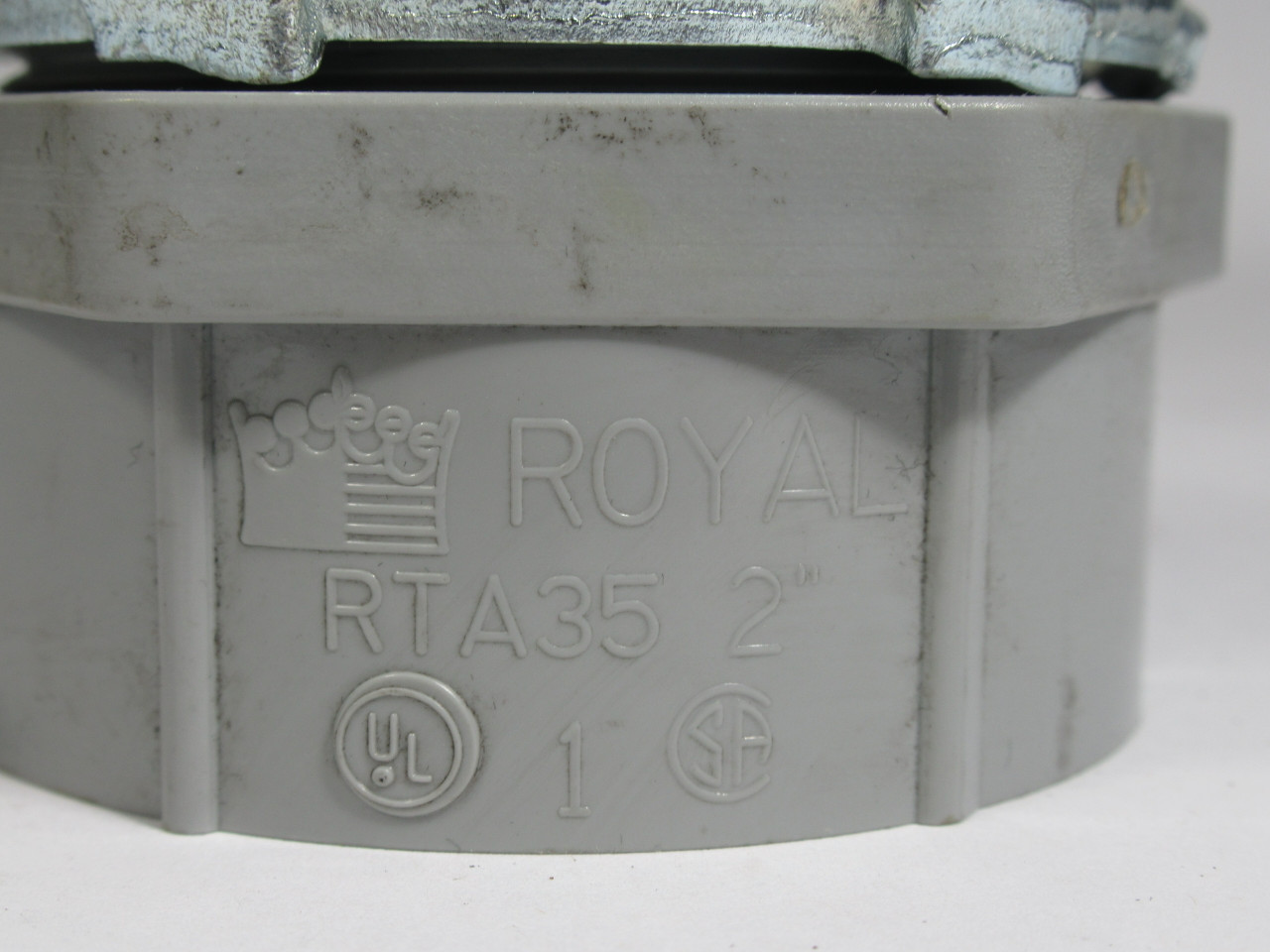 Royal RTA35 Conduit Terminal Adapter 2" with Nut USED