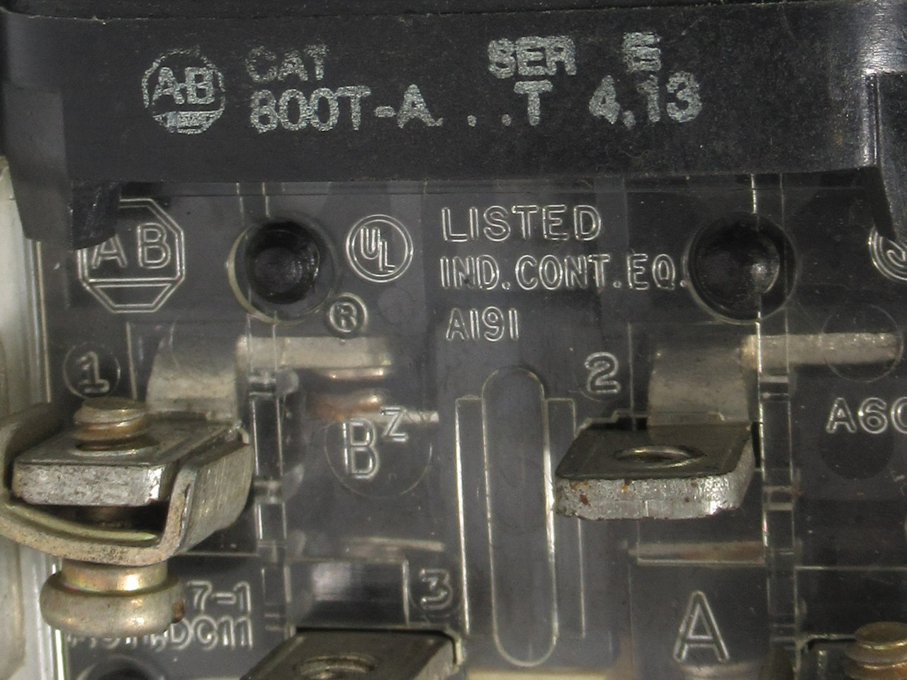 Allen-Bradley 800T-A2A1 Series T Push Button 1NCLB 1NO Black Flush Head USED