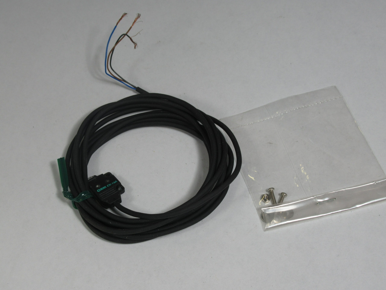 SunX EX-14A Ultra-Slim Type Photoelectric Sensor 12-24VDC 20mA 2-25mm ! NEW !