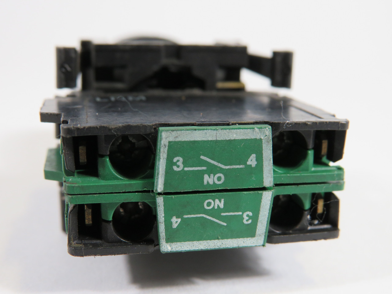 Allen-Bradley 800EP-SM22-4LX20 Selector Switch Assembly 2-Pos 2NO USED