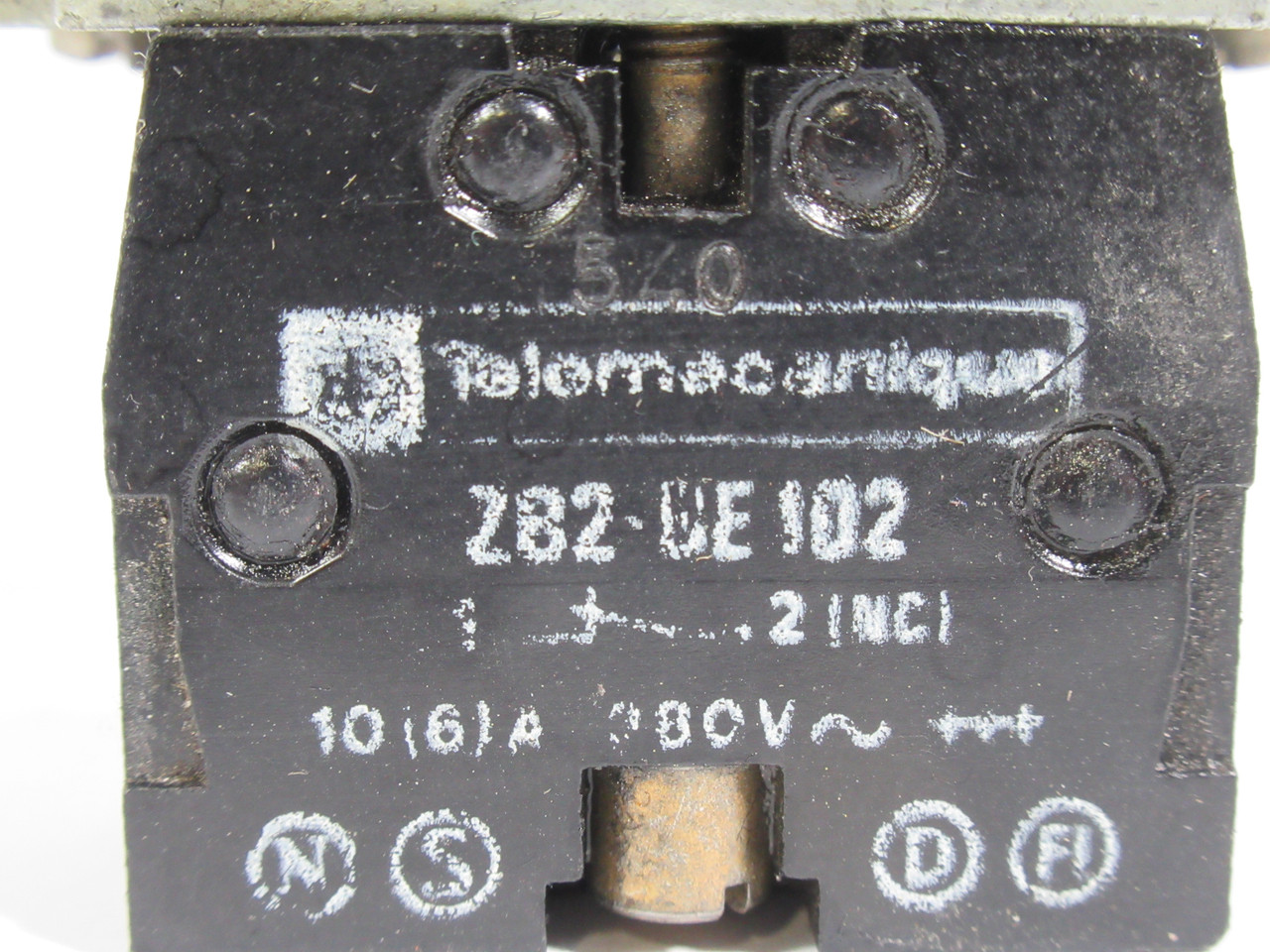 Telemecanique ZB2-BE102 Contact Block 1NC 380V with Mounting Block USED
