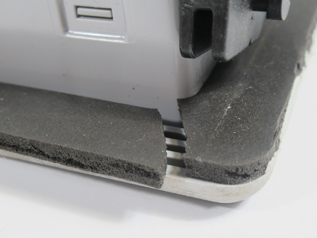 Allen-Bradley 2711PC-T6M20D Ser D Compact Terminal 24VDC 25W SHELF WEAR USED