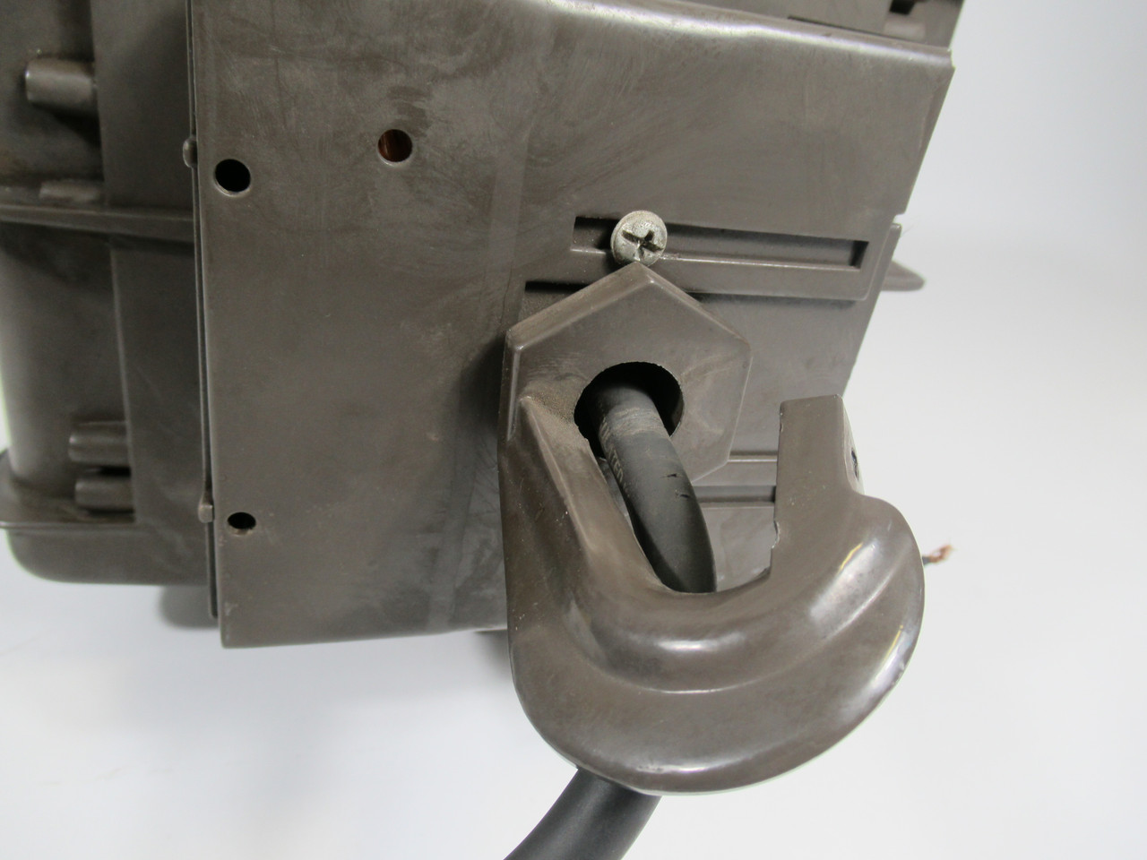 Generic HID High Bay Ballast Housing 120/277/347V 400W USED