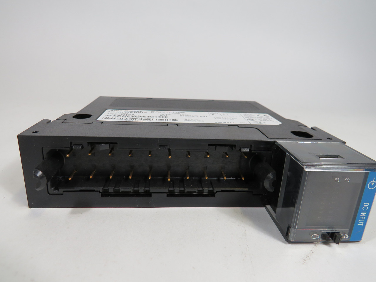 Allen-Bradley 1756-IB16 Ser. A Rev.B01 Input Module *No Door/Terminal* USED