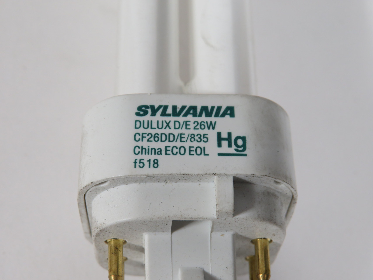 Sylvania CF26DD/E/835 Dulux Compact Fluorescent Bulb 26W Lot of 46 BOX DMG NEW