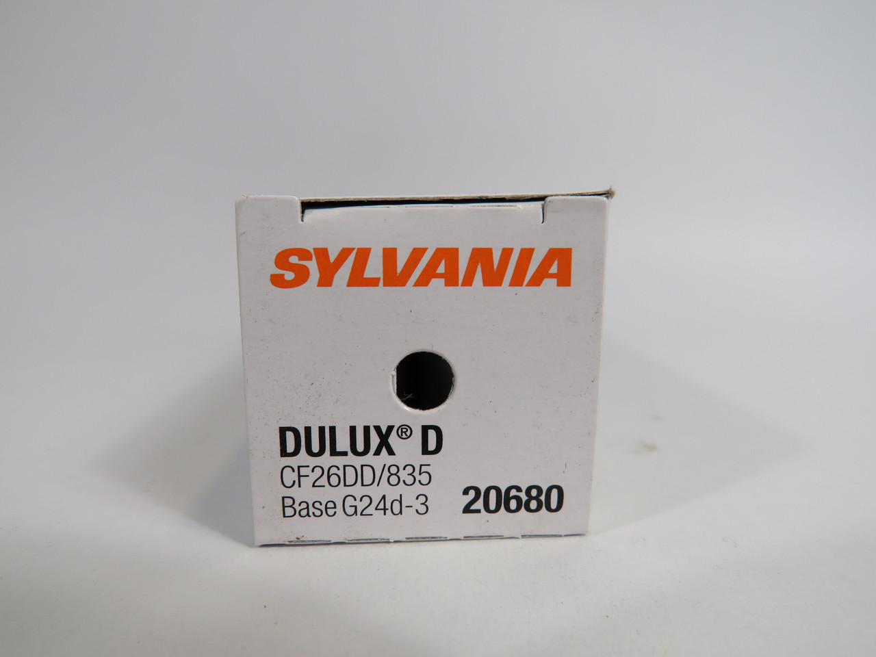 Sylvania CF26DD/835 Dulux D Compact Fluorescent Bulb 26W 50-Pack ! NEW !