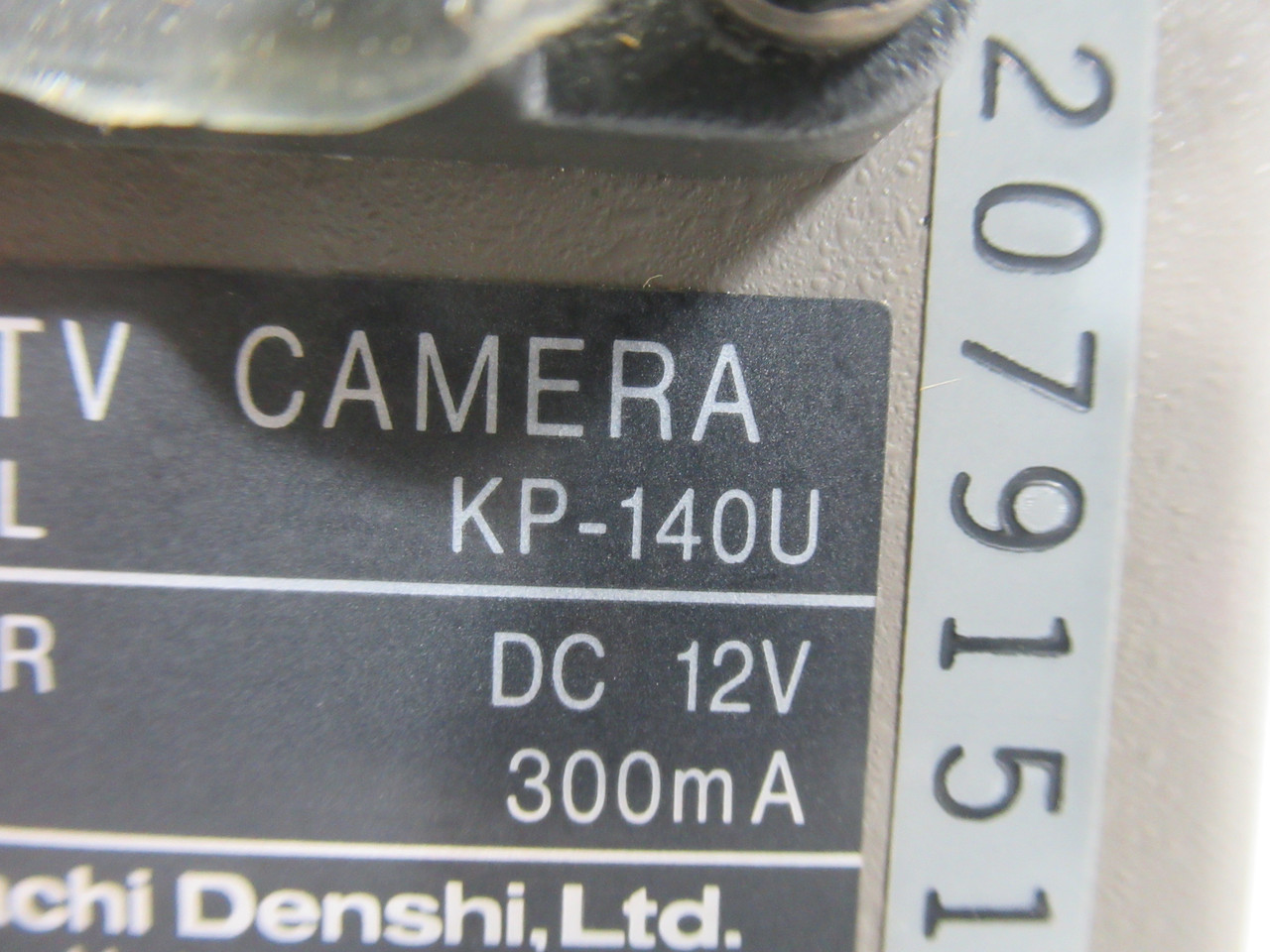 Hitachi Denshi KP-140U All Solid State CCTV Camera 12VDC 300mA *Cos Dmg* USED