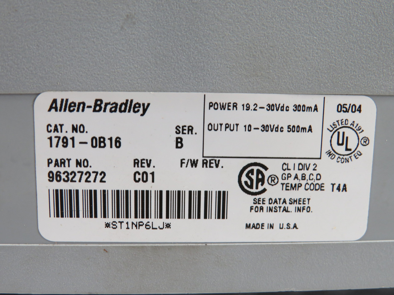 Allen-Bradley 1791-OB16 Ser.B Rev.C01 Output Module 30VDC NO HARDWARE USED