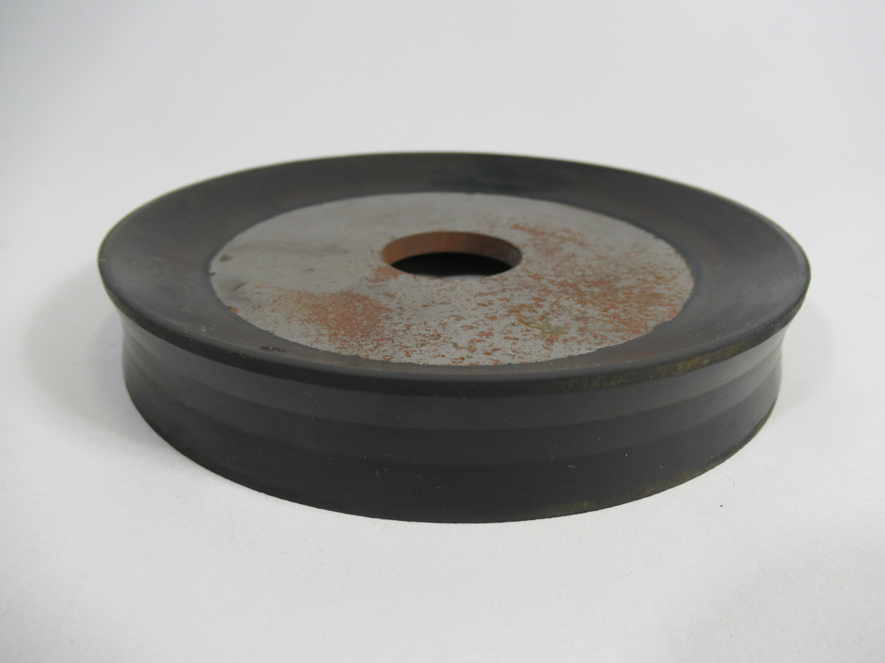 Generic Rubber Sheave 0.96" Bore 1 Groove 4.5" OD 0.73" Width *Rust* USED
