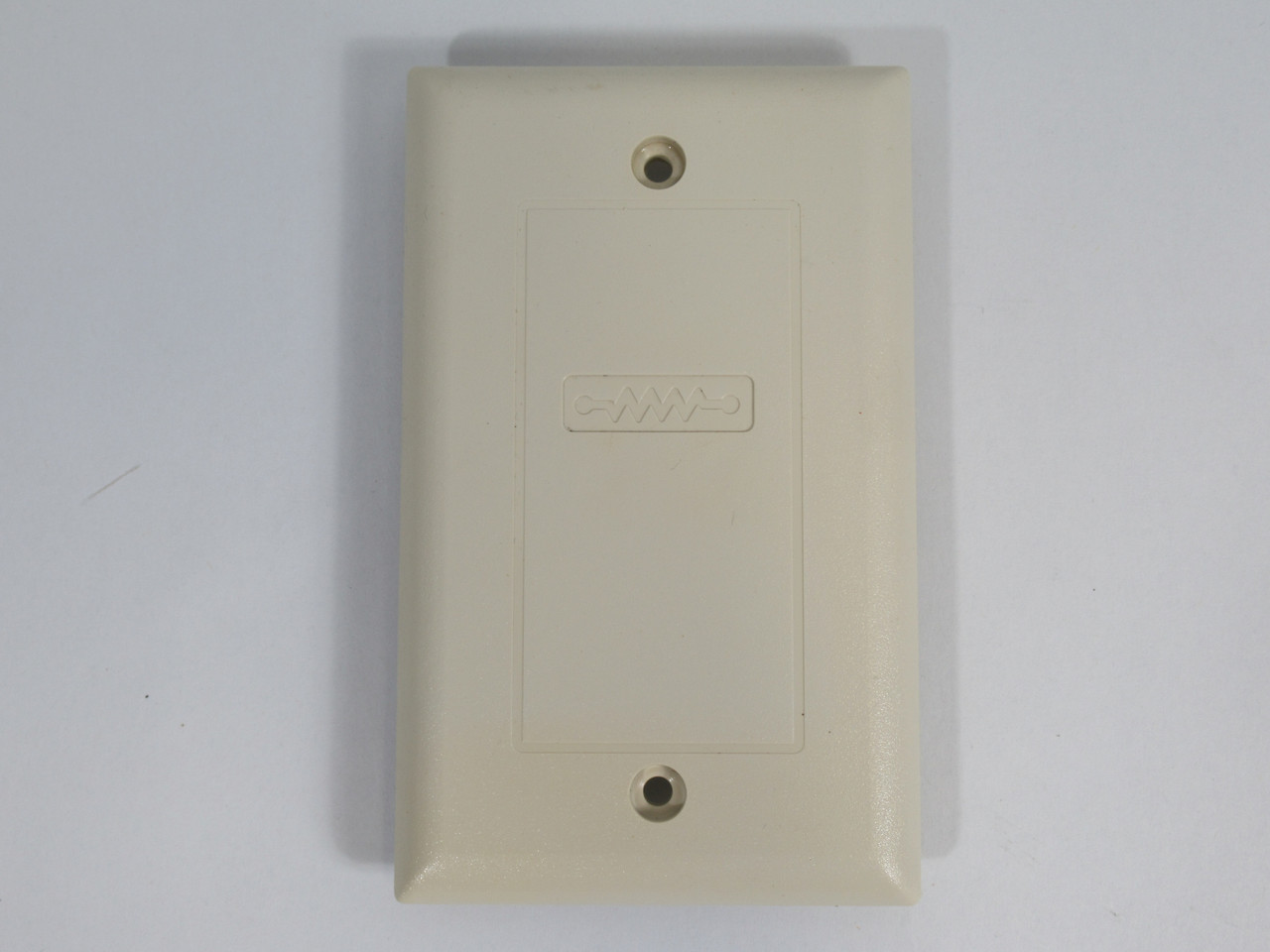 Edwards EOL-P1 End-of-Line Resistor Unit *Shelf Wear, Missing Hardware* NWB