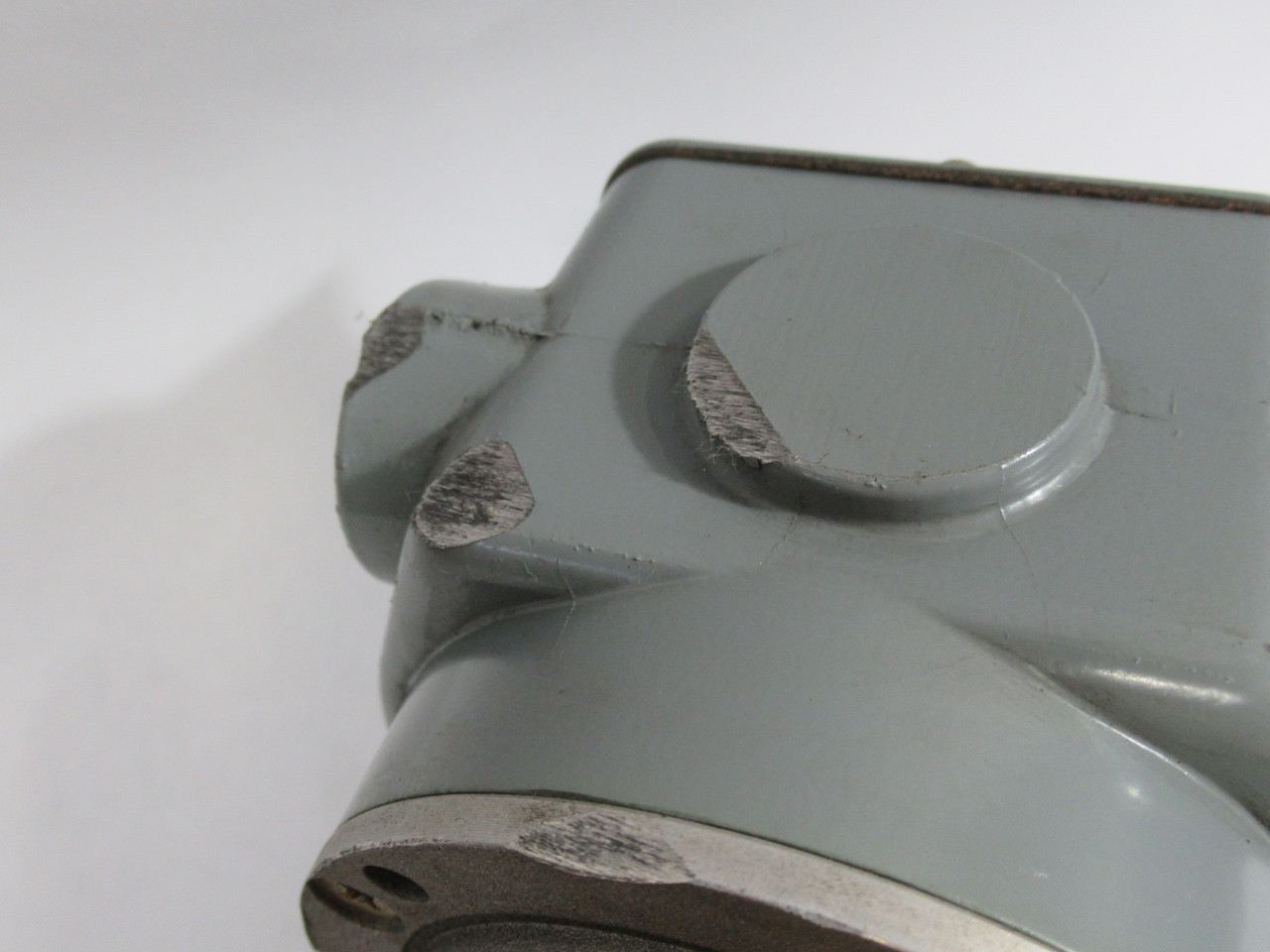 Allen-Bradley 808-K4 Series F Speed Switch Style K 15-80rpm *Damage* USED