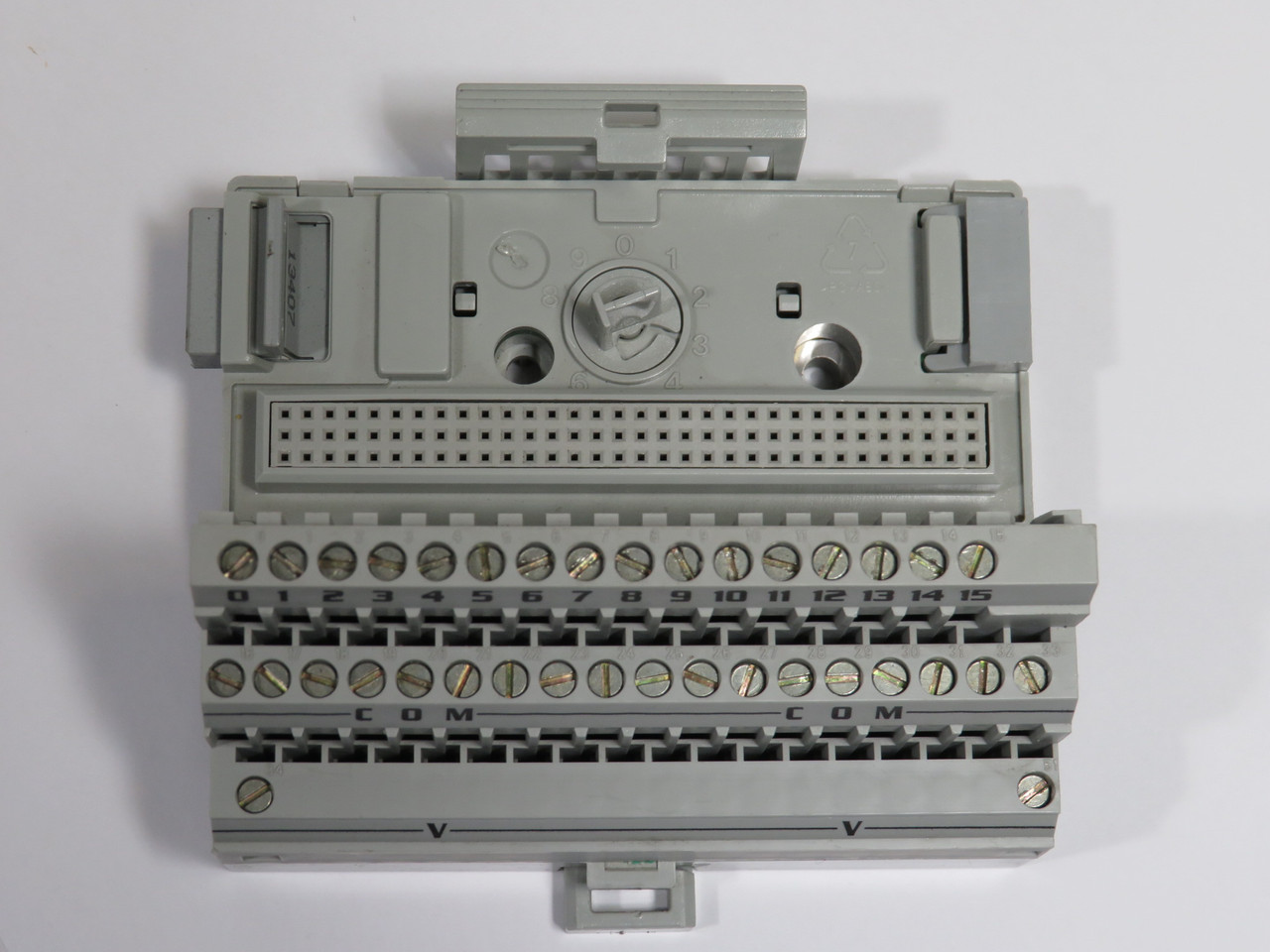 Allen-Bradley 1794-TB2 Ser A Flex I/O Terminal Base 5VDC 640mA USED