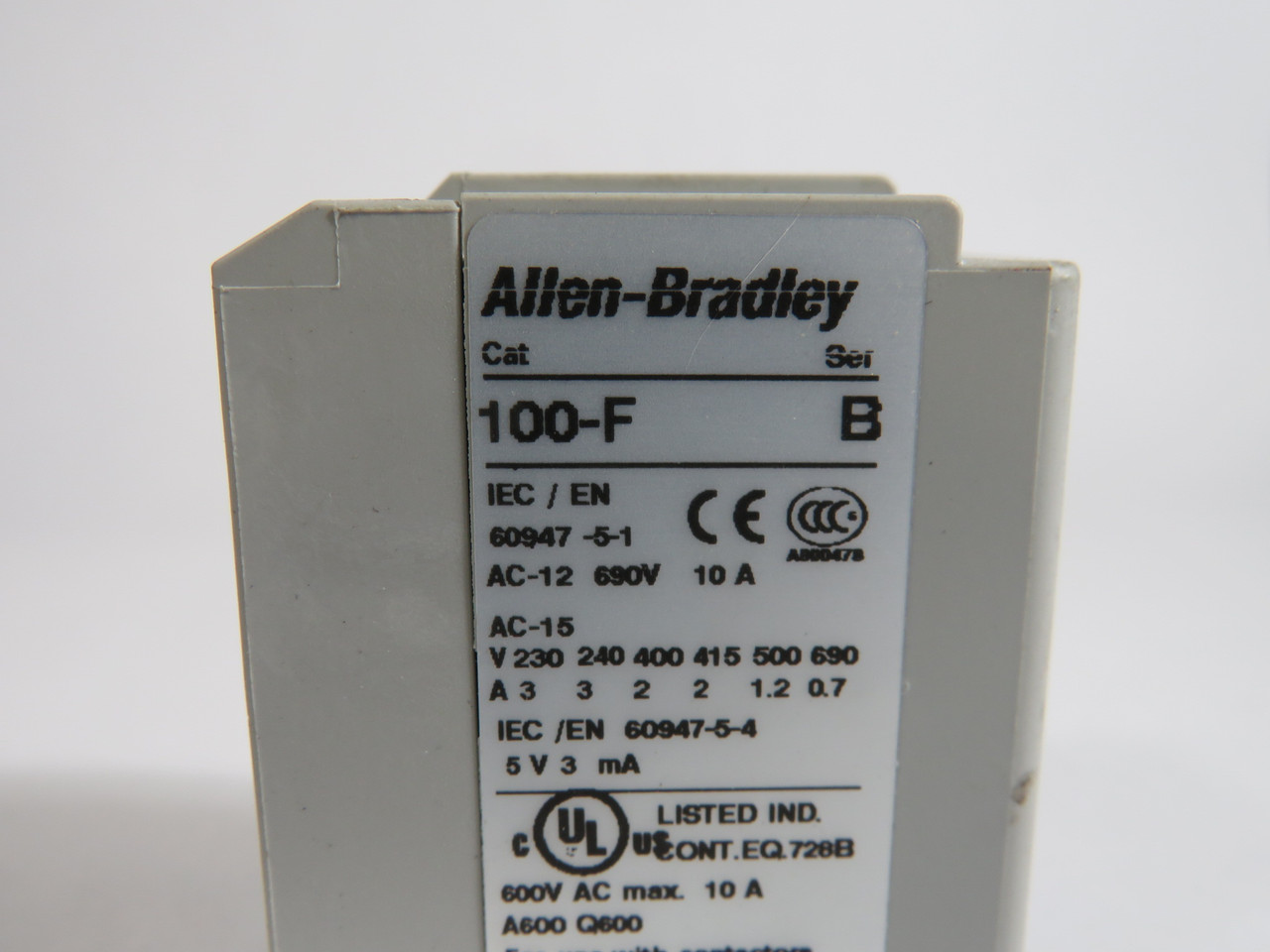 Allen-Bradley 100-FAB02 Ser B Auxiliary Contact Block 2NC 690V 10A USED