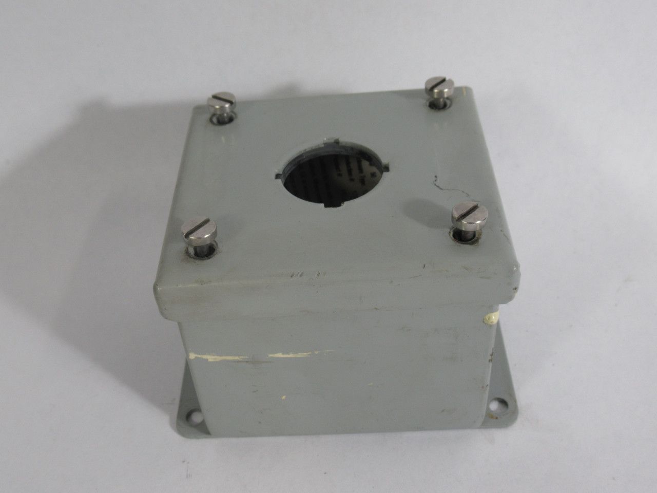 Ralston PB35-1 Push Button Enclosure 3-5/8x2-3/4" *1 Hole in Side* USED