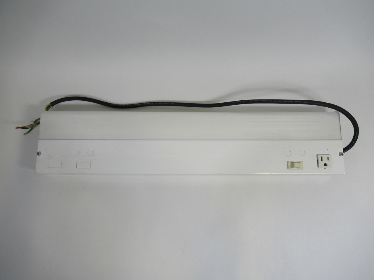 Hammond UC-124 2' T8 Luminaire Light Fixture 120V 20W 0.55A *29" Cut Cable* USED