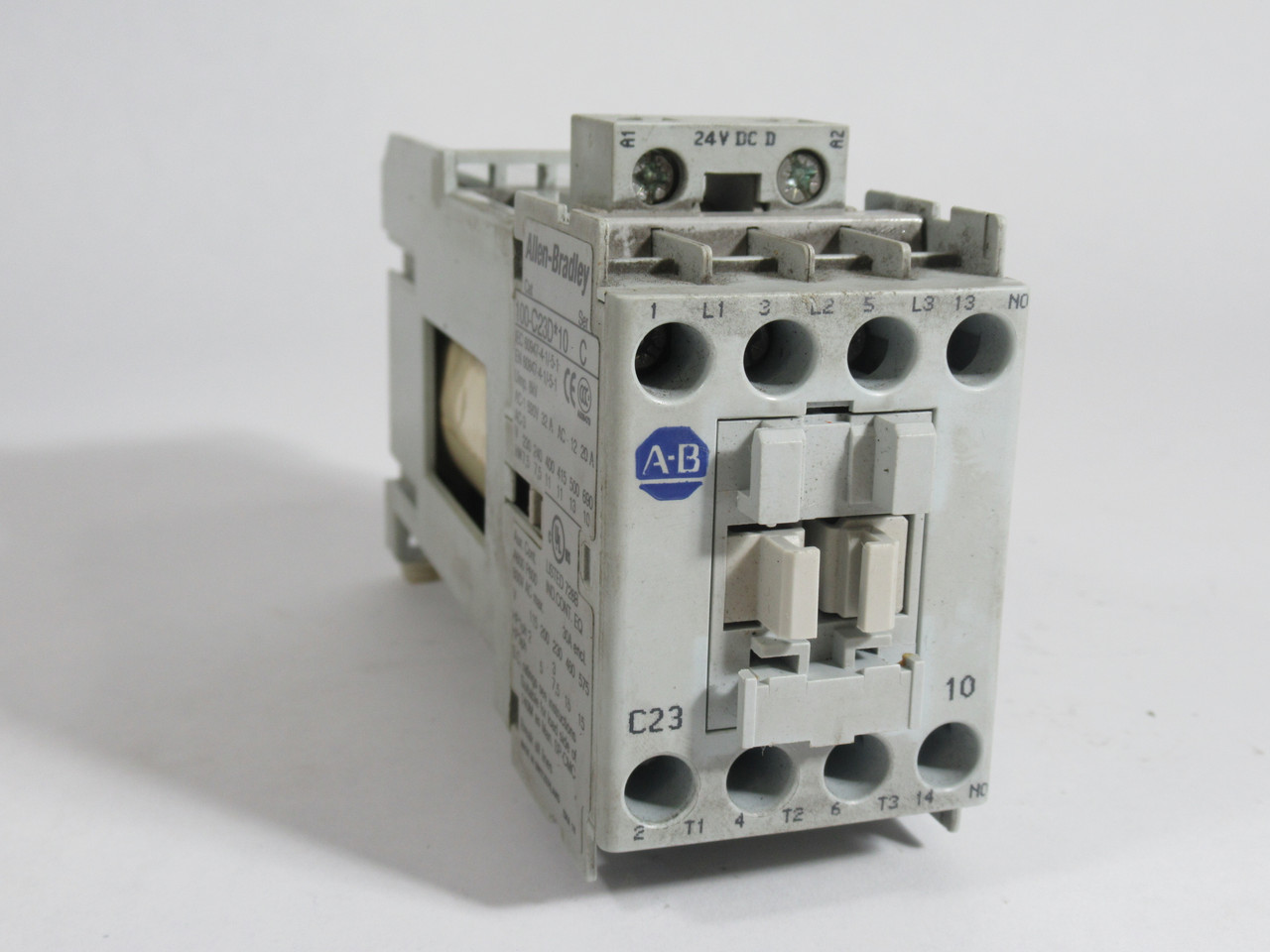 Allen-Bradley 100-C23DJ10 Ser C Contactor 11kW 400V 24VDC SHELF WEAR USED