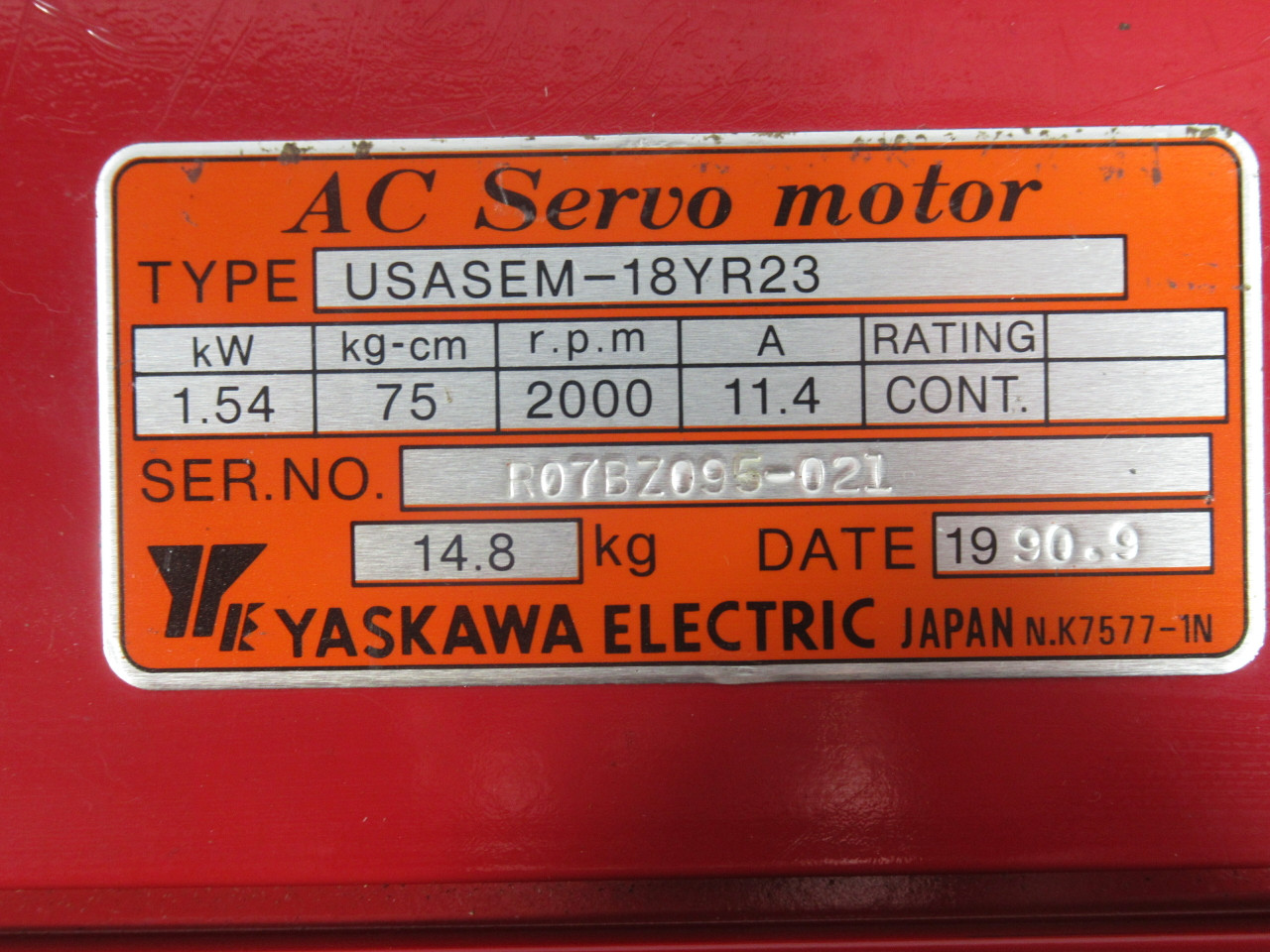 Yaskawa USASEM-18YR23 AC Servo Motor 1.54kW 2000rpm 11.4A USED