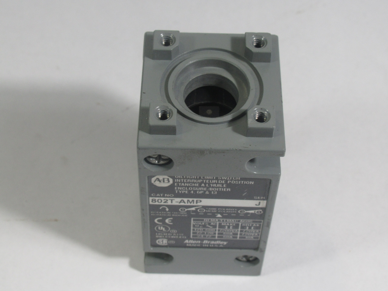 Allen-Bradley 802T-AMP Oil Tight Limit Switch 120-600V Series J USED