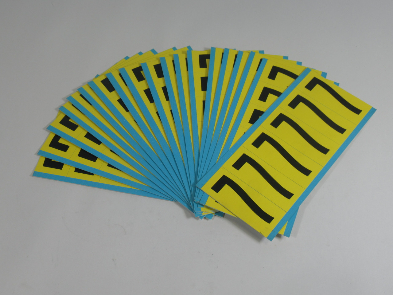 Brady 3450-7 Kit of Number Labels "7" Lot of 19 ! NEW !