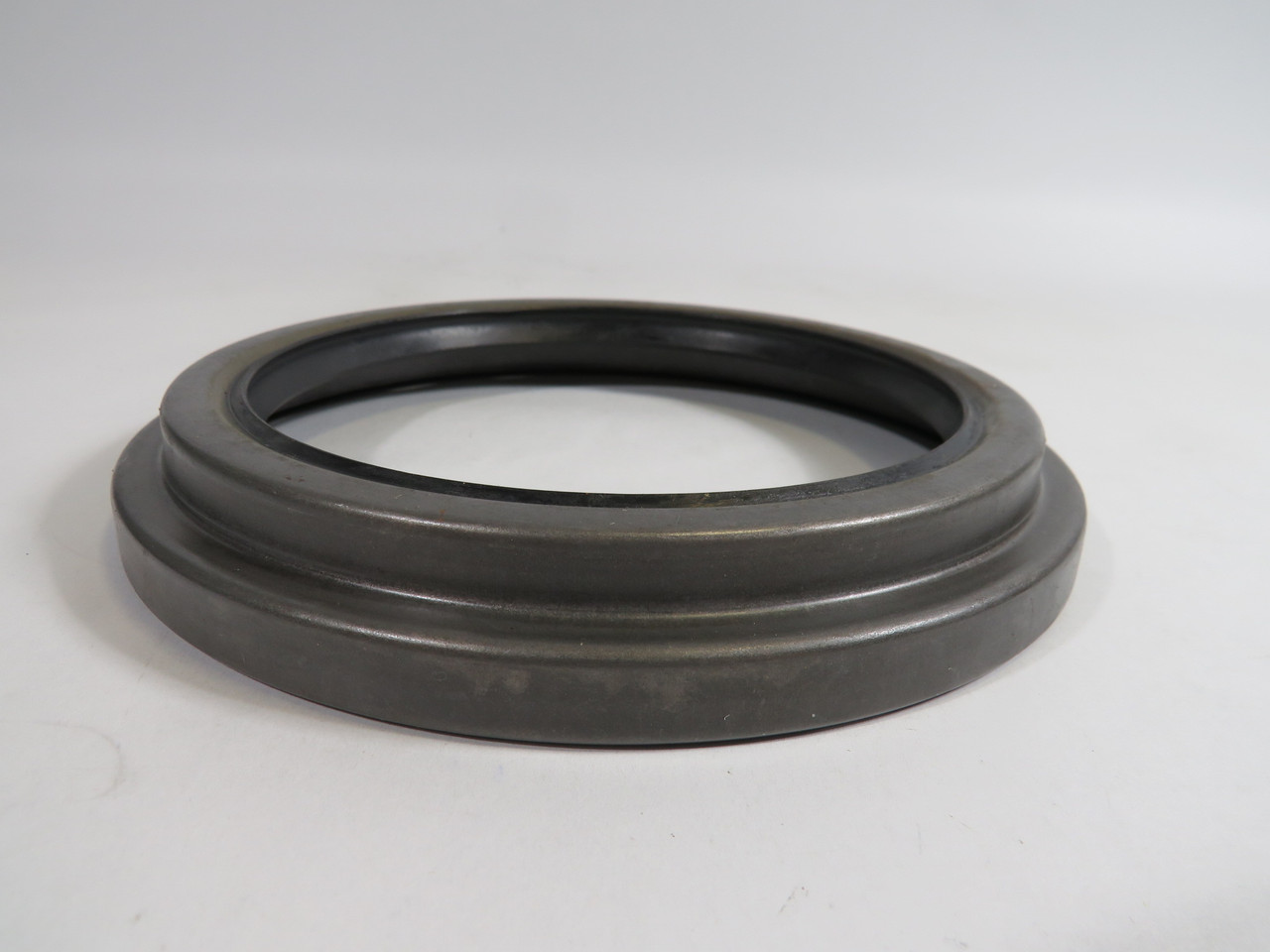 Generic 21001 Oil Seal 124.38x165x22.5mm ! NOP !