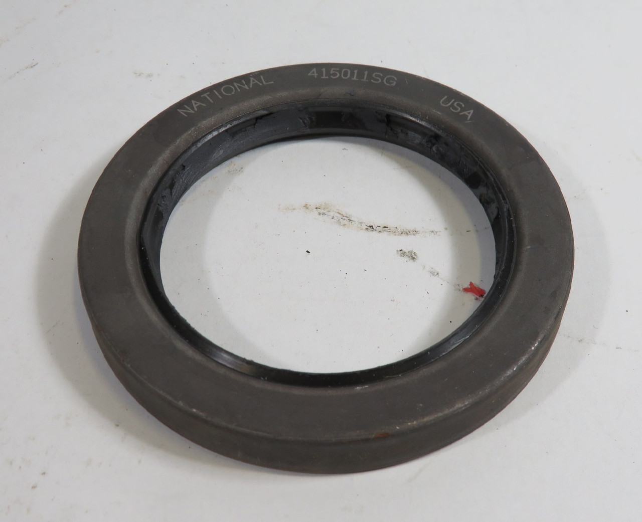 National 415011SG Oil Seal 73.03x101.8x9.53mm ! NOP !