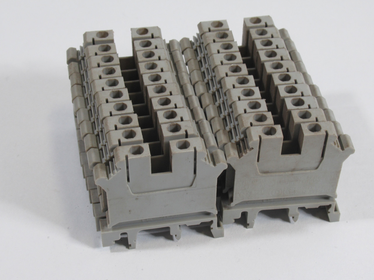 Phoenix Contact UK4 Terminal Block 750V 2.5mm 12AWG Or Less Lot of 20 USED