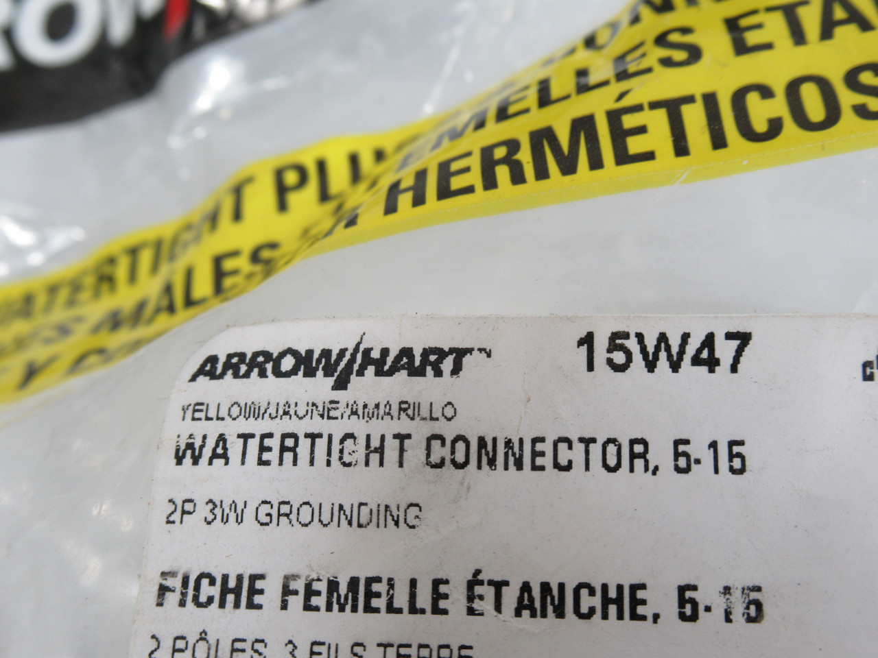 Cooper Arrow Hart 15W47 Watertight Connector 15A 125V 2P 3W ! NWB !