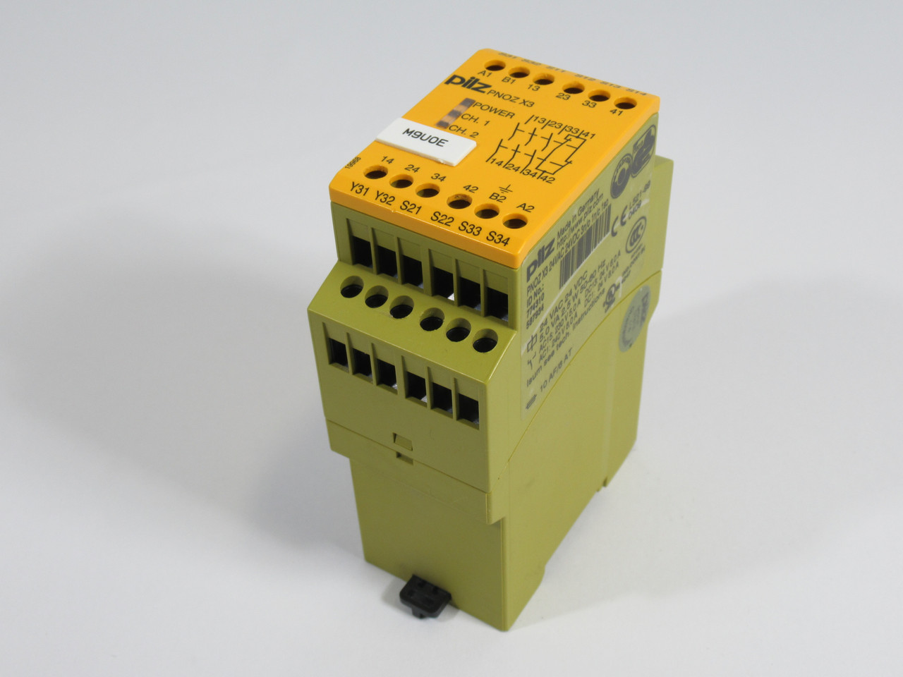 Pilz PNOZ-X3-24VAC-24VDC-3N/O-1N/C-1SO Safety Relay 24VAC/DC 50/60Hz USED